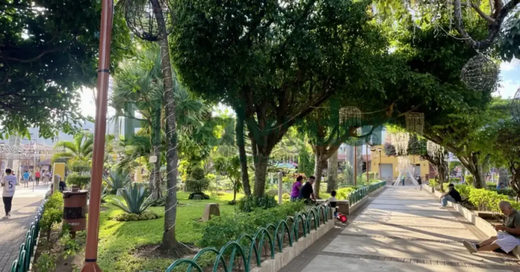 What to budget for 10 days in El Salvador